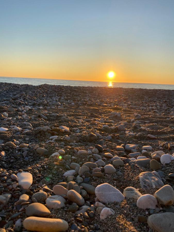 Park-Hotel Abkhazia Tsandrypsj Eksteriør bilde
